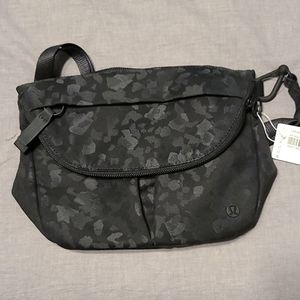 Lululemon All Night Festival Bag